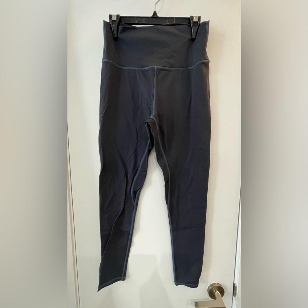 Lululemon Align™ High-Rise Pant 28”  - size US 6